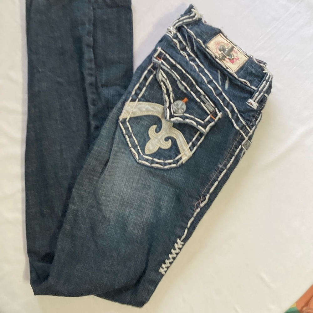 Laguna Beach Co. White Stitch Jeans in excellent pre~loved condition. Great jean